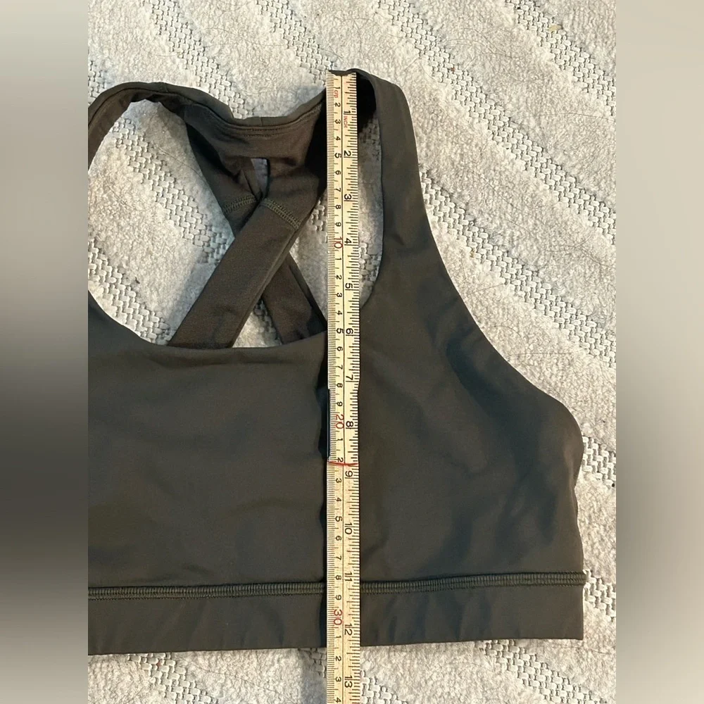 Lululemon Time To Sweat Bra in Deep Camo - Size 8